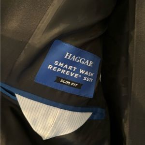 Haggar dark gray suit. 36reg. Only worn twice